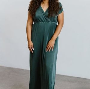 NWT XS Maternity Friendly Baltic Born Athena Pleated Maxi Dress in Lagoon